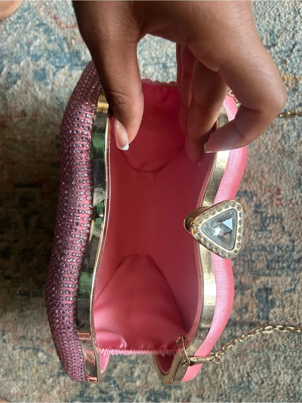 Pink Crystal Lip-Shaped Evening Clutch